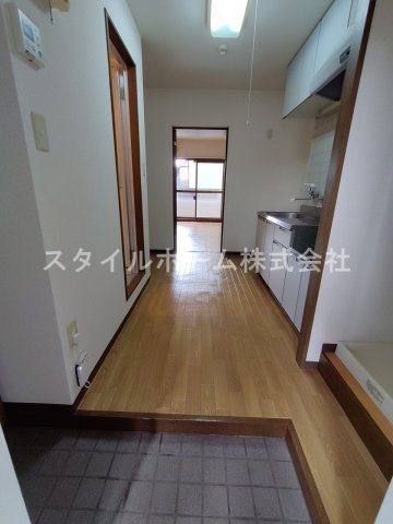 ドゥ　プレジールの玄関