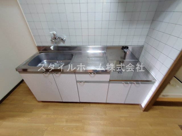 ドゥ　プレジールのキッチン