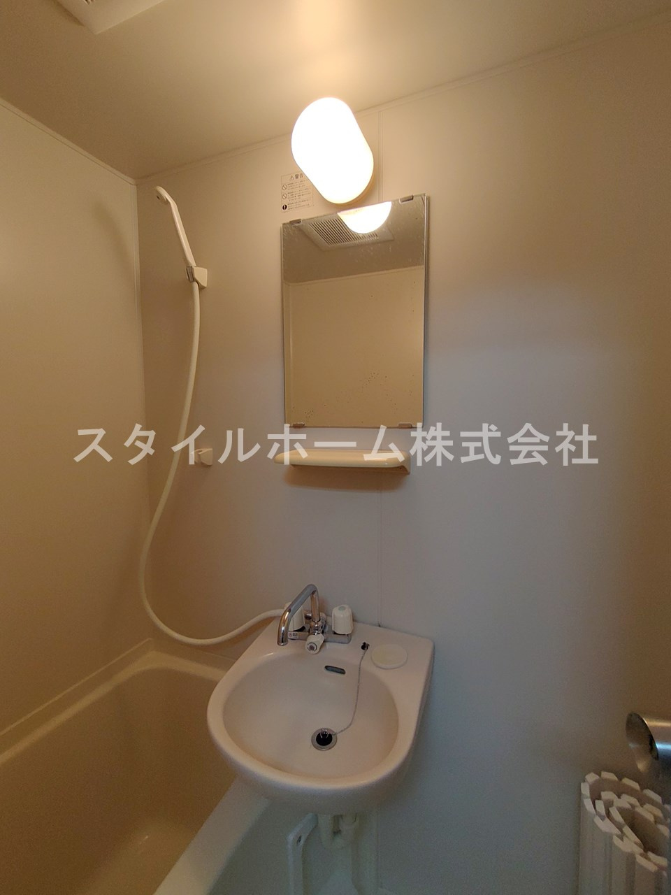 ドゥ　プレジールの洗面所