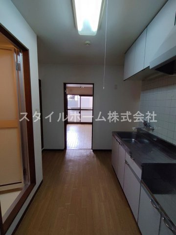 ドゥ　プレジールの居間・リビング