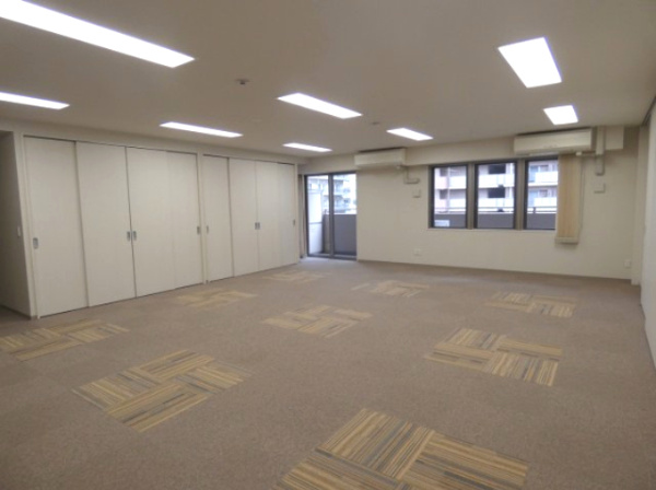 【その他共用部分】 | 【コミュニティホール】キッズルームとの間仕切りを取り払い、さらに大きな空間にすることも可能です！