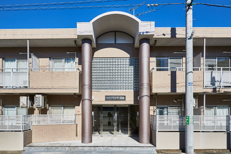 カサグランデ西荻窪のエントランス