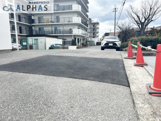 【前面道路含む現地写真】 | ◆あたたかい光と心地よい風が入り込む空間でゆったりとお過ごしくださいませ♪