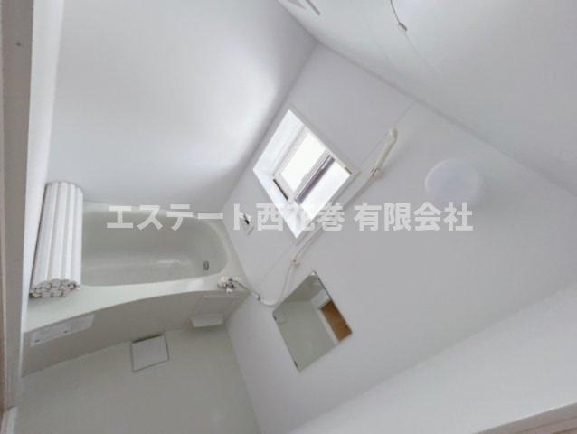 西大通り1丁目　伊藤貸家の浴室|追炊き付き