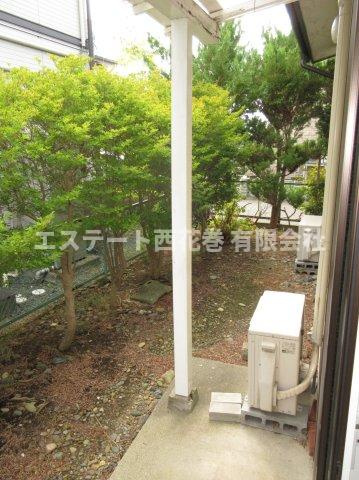 西大通り1丁目　伊藤貸家の庭