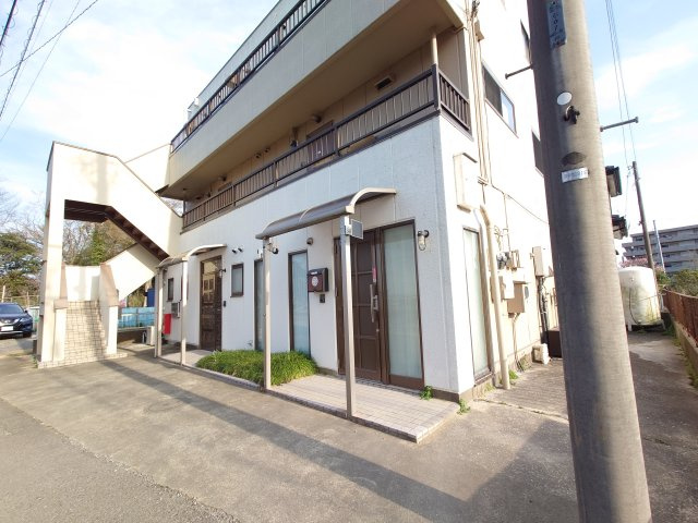南台コーポのエントランス