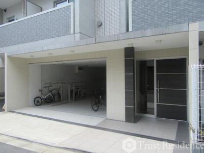 【エントランス】 | ファインクレスト入谷