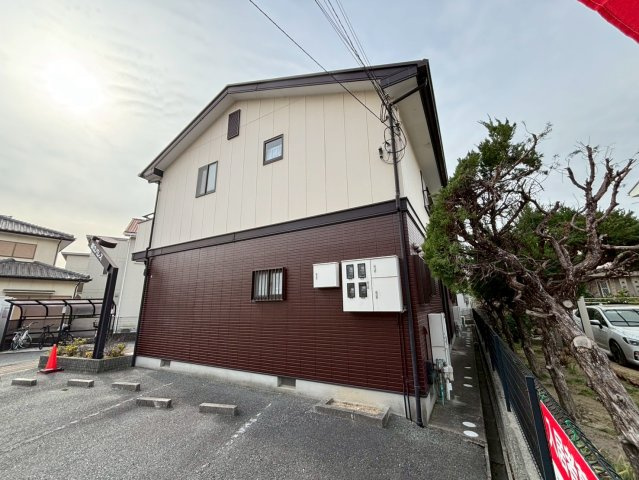 御立パレスの外観