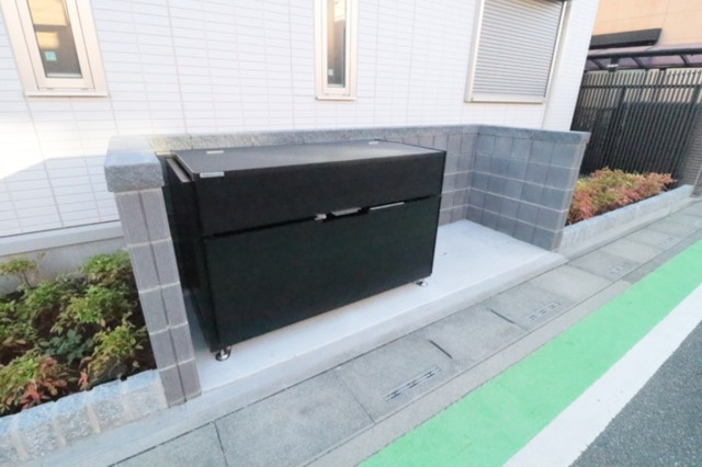 メイプルシャトーのその他共用部分|敷地内ゴミ置き場！