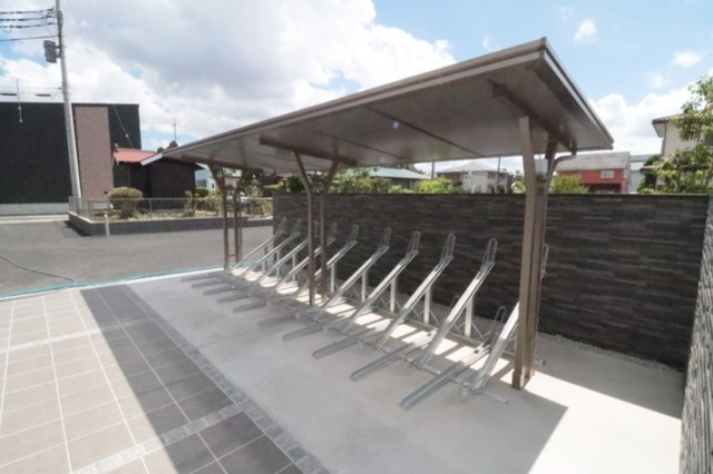 メイプルシャトーのその他共用部分|駐輪場！