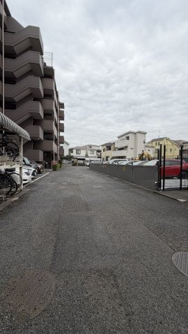 コスモ川口朝日町の駐車場|駐車場の用意があります