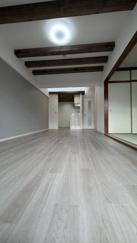 コスモ川口朝日町の居間・リビング