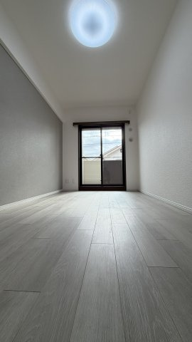 コスモ川口朝日町の寝室|開放的な寝室です