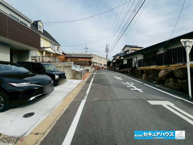 みよし市西陣取山　全2棟の前面道路含む現地写真|事前予約にて現地ご見学いただけます！お気軽にお問い合わせください♪
■株式会社　セキュアハウス　豊明支店■
住宅ローンに強く、知識、経験豊富なスタッフ在籍
お客様に寄り添い、ご成約後もサポート致します