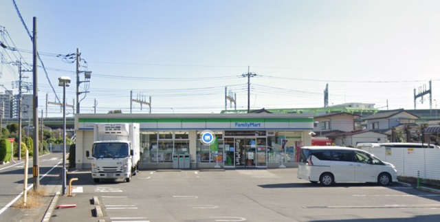 メゾンアイリス ココアのその他|ファミリーマートさいたま大成町四丁目店