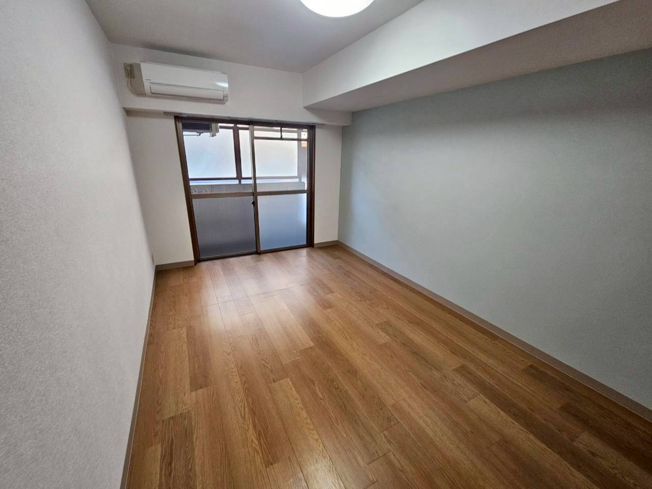 ヴィラセゾン甲南の居間・リビング