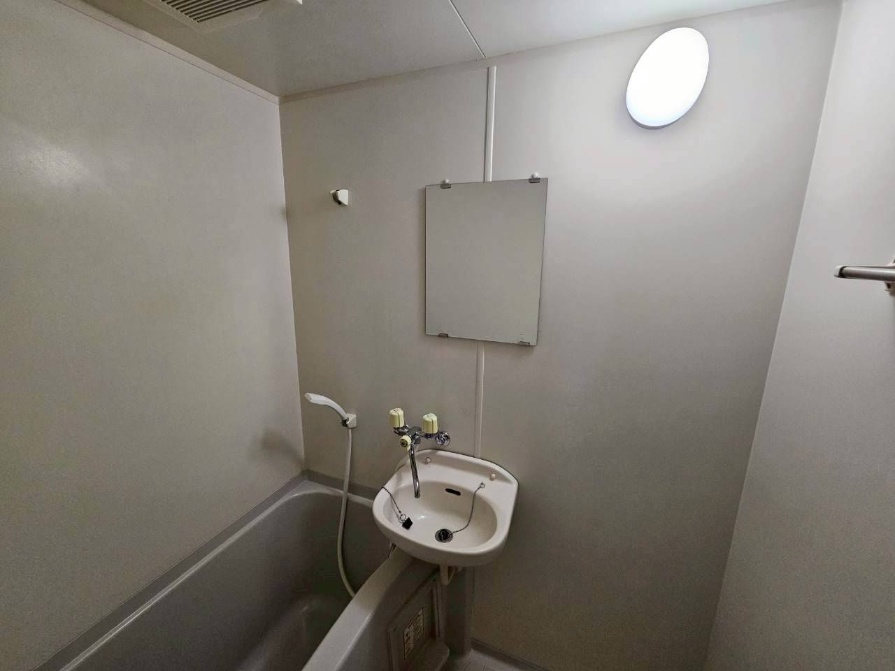 ヴィラセゾン甲南の洗面所