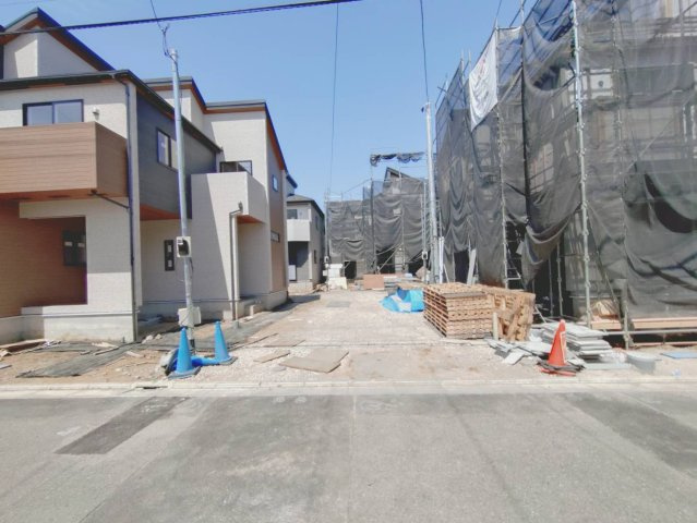 【前面道路含む現地写真】 | 川越市藤原町　新築戸建て　全5棟 | 中央協定道路　幅員６．０ｍ