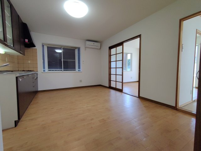 共豊ハイツ３の居間・リビング