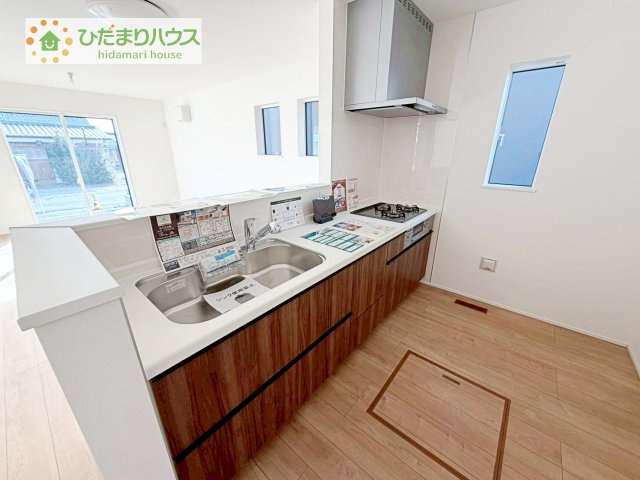 【キッチン】 | 取手市青柳第3期　新築戸建　7号棟 | リビングを見渡せるキッチンはお子様を見ながらでも料理が出来て安心ですね☆