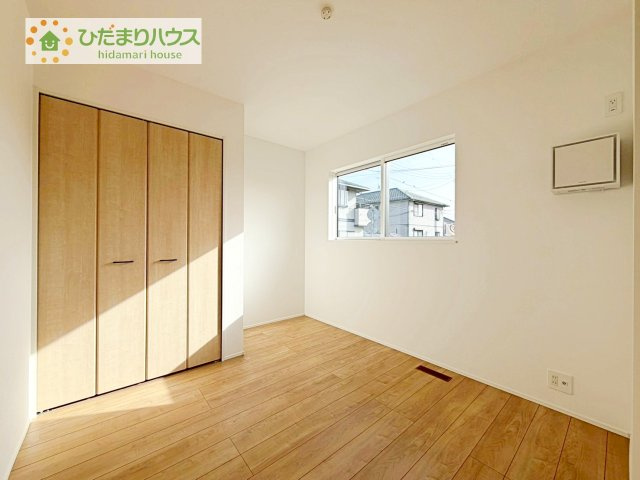 【洋室】 | 取手市青柳第3期　新築戸建　7号棟 | リビング横のお部屋はリモートワーク用の書斎や趣味のお部屋としてどうぞ！