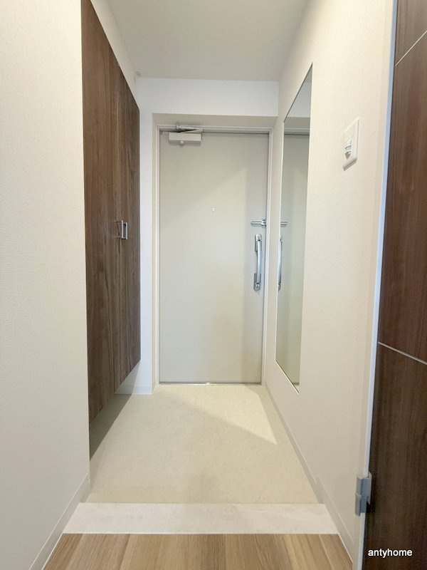 フォレスタ櫻　の玄関