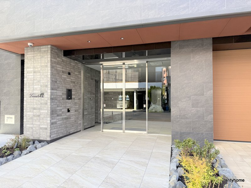 フォレスタ櫻　のエントランス