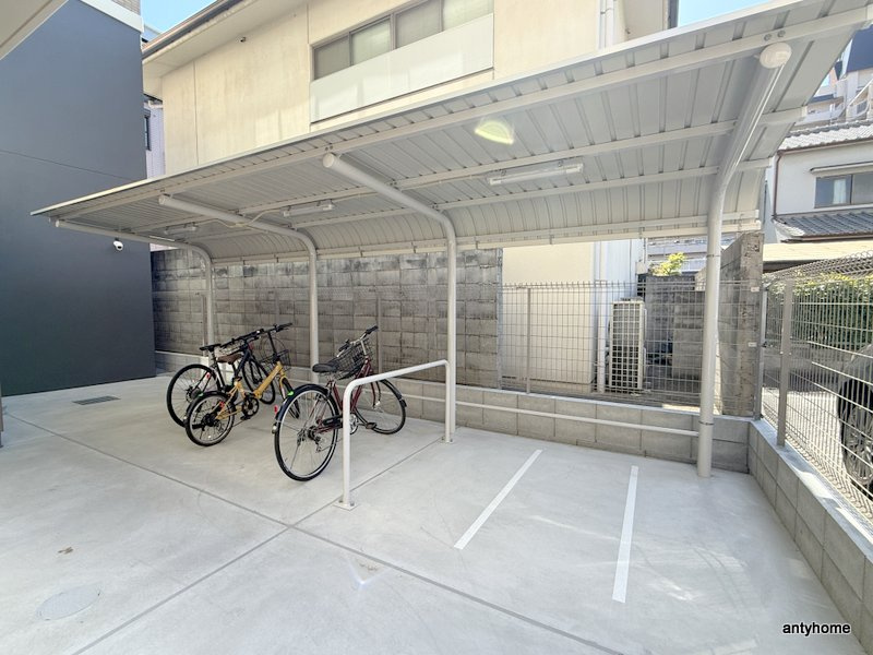 フォレスタ櫻　の駐車場