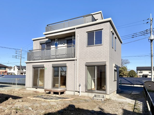 【中古戸建】邑楽郡大泉町大字吉田の外観|■外観