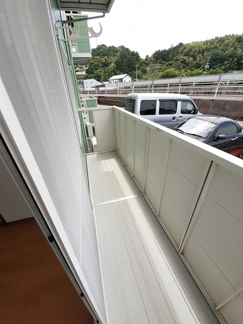 メゾンリーヴＭ・Ｋのバルコニー|バルコニー