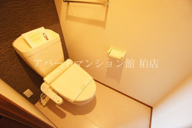 京Ⅱのトイレ|※別号室参考写真です ※現況優先