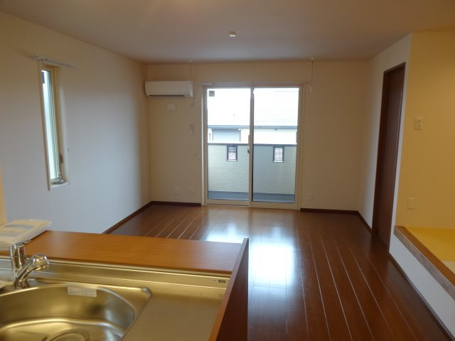 京Ⅱの居間・リビング|※別号室参考写真です ※現況優先