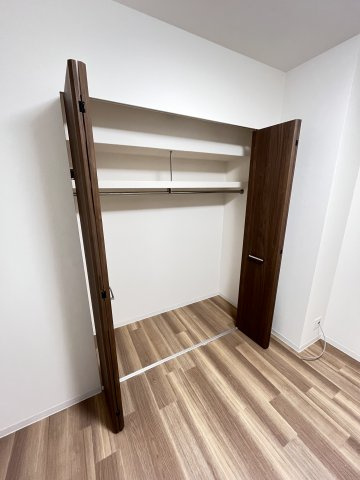 大阪市都島区中野町３丁目の賃貸マンションの収納