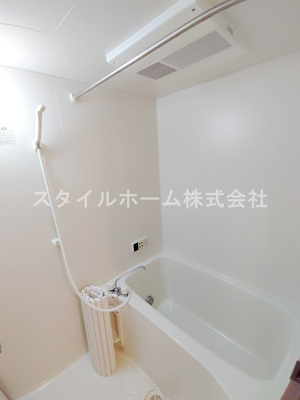 【浴室】 | エスポワール・Ⅱ | ゆったり過ごせるお風呂です