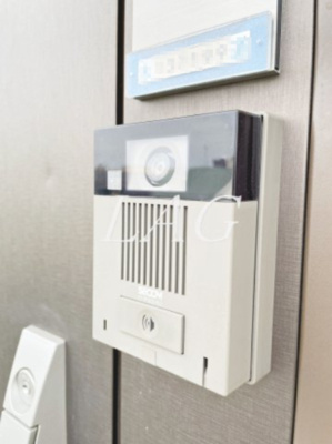 【セキュリティ】 | リブリ・アルモ  | モニター付きインターフォンです。