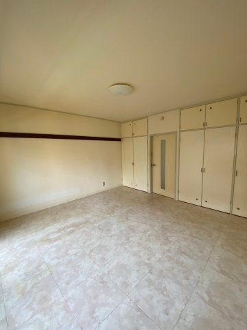 サニーハイツKの洋室