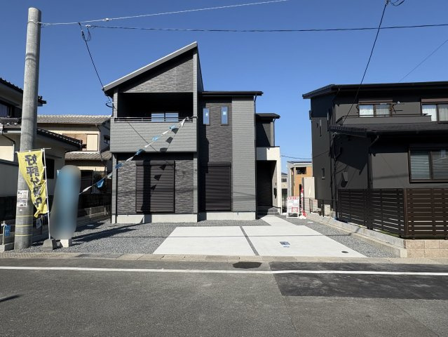 京都郡苅田町大字苅田3期　新築一戸建ての外観|駐車場は並列3台駐車可能♪建物の中見れます！！
【苅田町　新築戸建て】