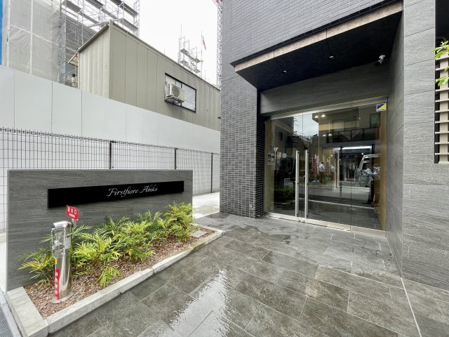 ファーストフィオーレあびこのエントランス