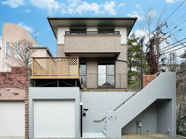 鴨子ヶ原２丁目戸建のバルコニー