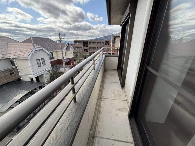 鴨子ヶ原２丁目戸建のバルコニー