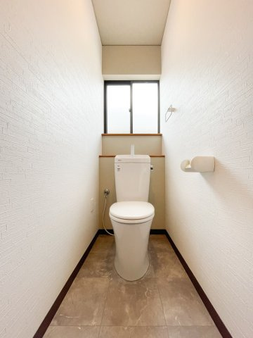 鴨子ヶ原２丁目戸建のトイレ