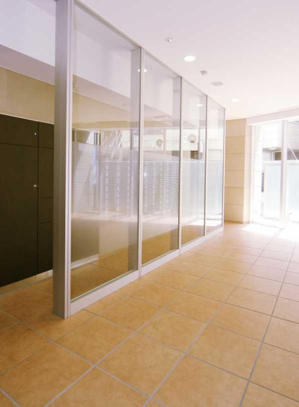 レジディア三軒茶屋　1Fコンビニ　駅近　リノベーションのその他共用部分