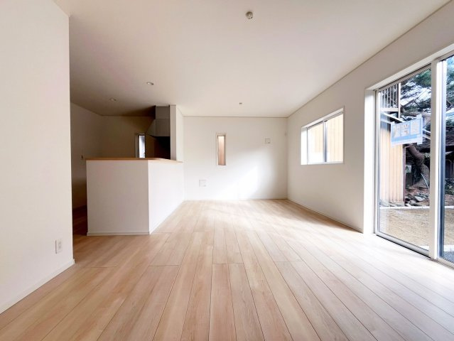 クレイドルガーデン阪南市自然田第３　１号棟　新築戸建の居間・リビング