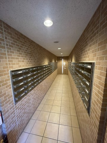 レイディアントシティ向ヶ丘遊園フランス街区の設備|メールボックス