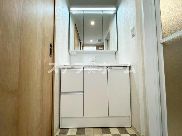 藤和シティホームズ吹田駅前の独立洗面台|使いやすい独立洗面台です