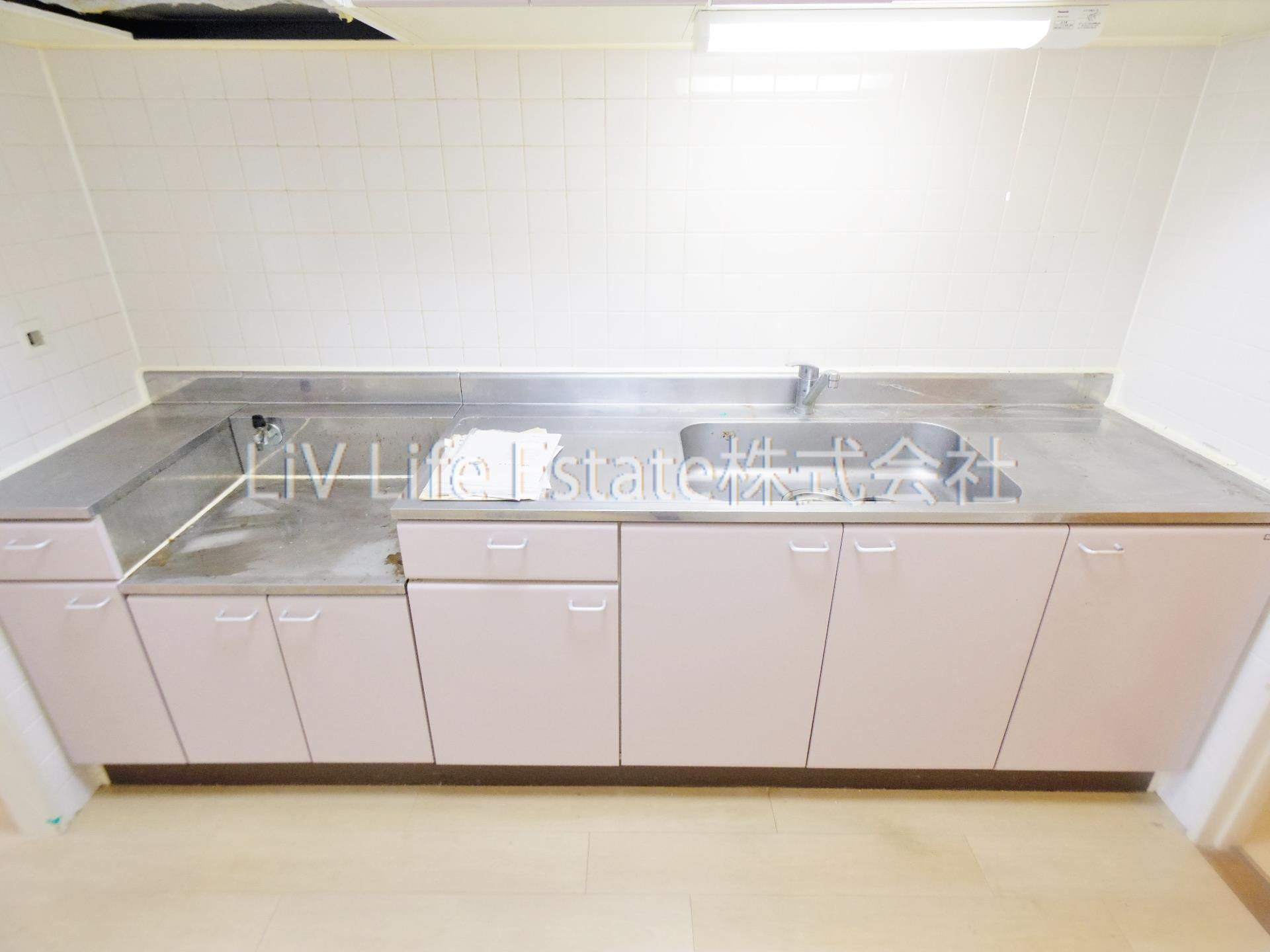 コーポレート小金井梶野通り6号棟(コーポレートコガネイカジノドオリロクゴウト)のキッチン|同仕様写真