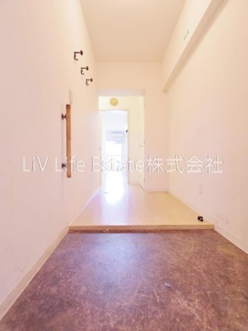 コーポレート小金井梶野通り6号棟(コーポレートコガネイカジノドオリロクゴウト)の玄関|同仕様写真