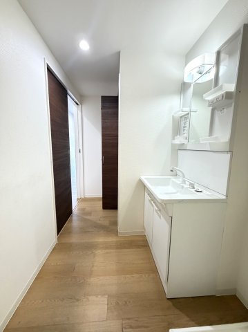 ラコリーヌAの洗面所