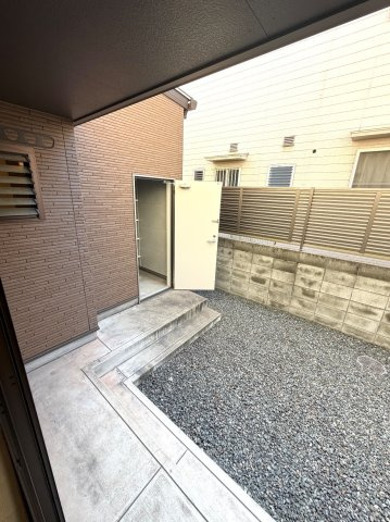 ラコリーヌAの庭