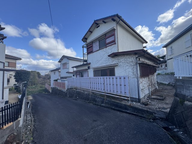 阪南市箱作　古家付き土地の前面道路含む現地写真